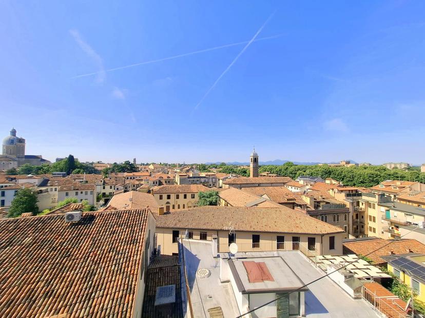 Quadrilocale in Corso Milano, Padova