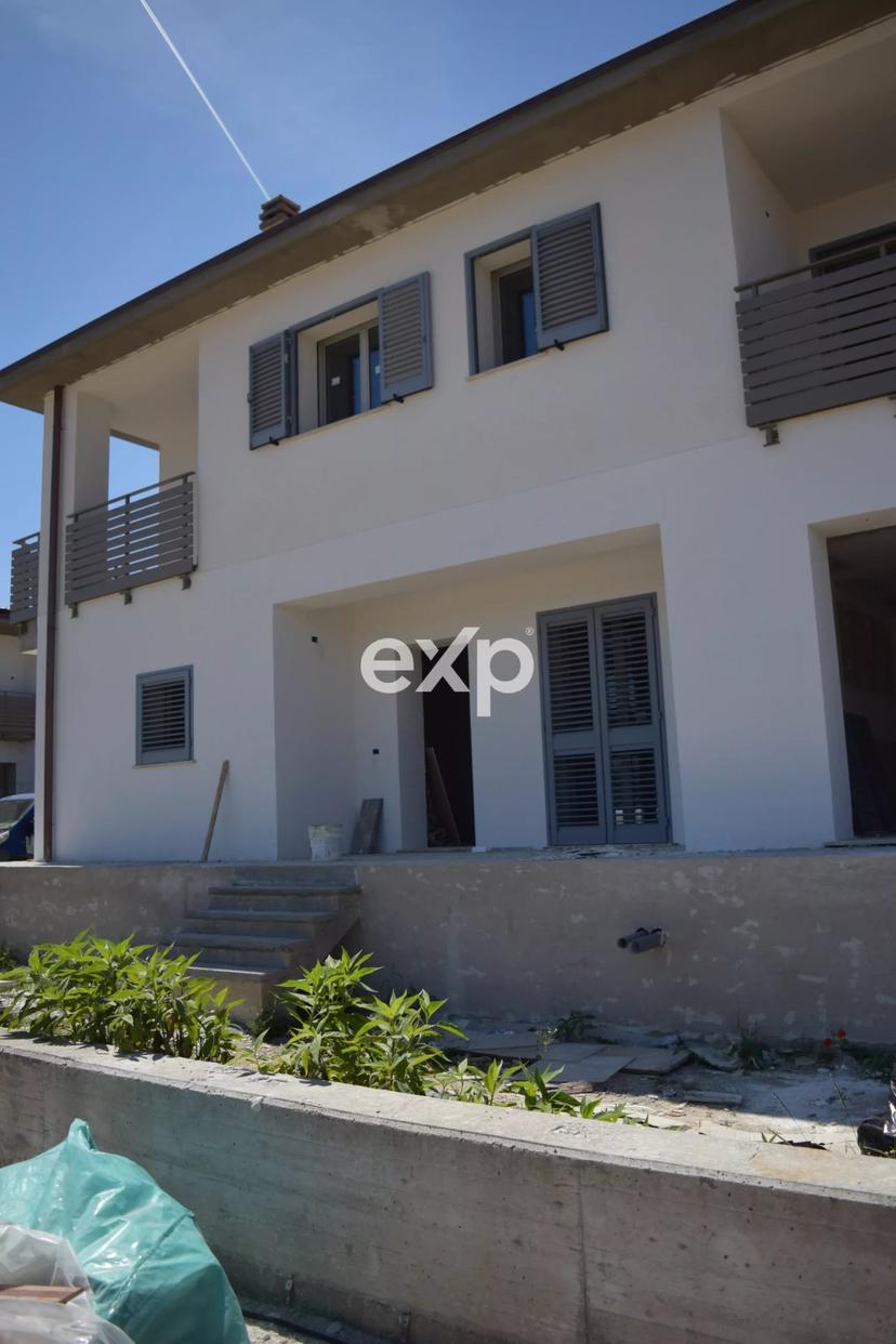 Casa indipendente in Via Guido Tarlati, 11, Arezzo — foto 2 di 5