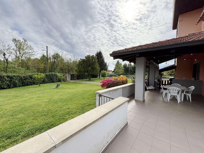 Casa indipendente in Via Stazione  31, Fontaneto d'Agogna — foto 3 di 5