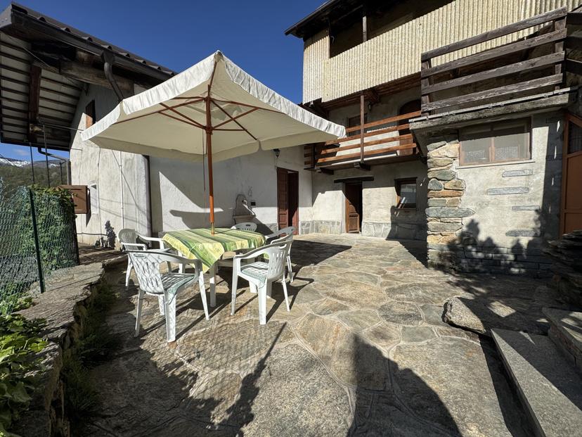 Villa a schiera in Borgata Vacot, Brossasco — foto 3 di 5