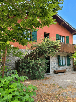 Porzione di casa in Viale Europa 23, Farini