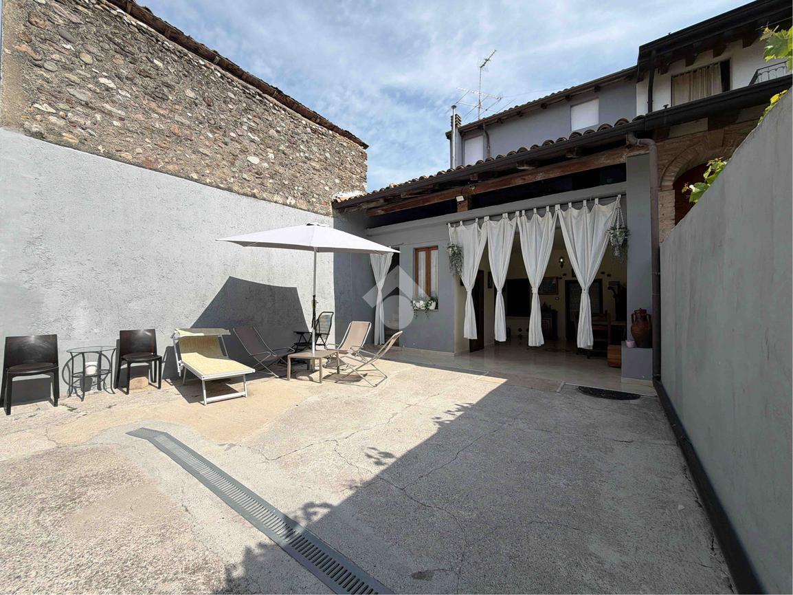 Quadrilocale in Via Giuseppe Mazzini 54, Calcinato