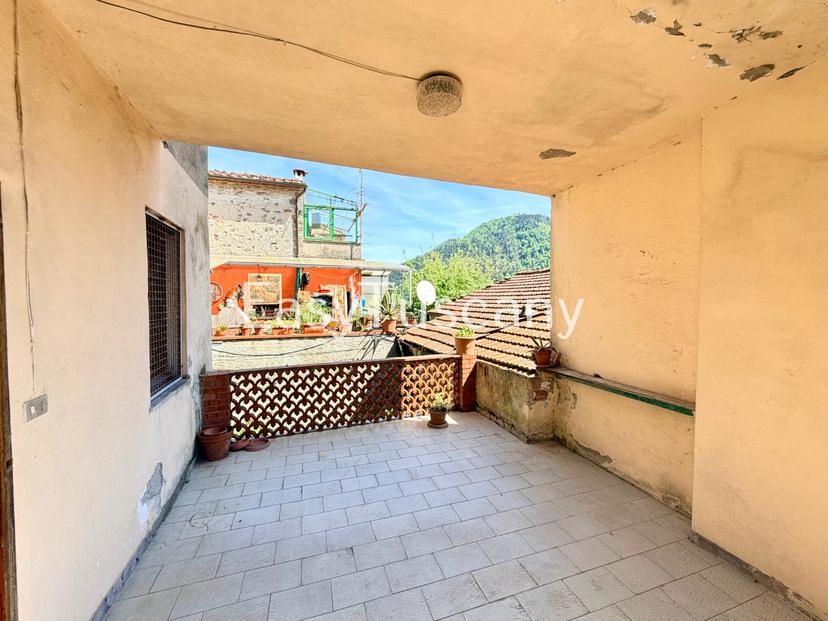 Appartamento in Via Corrado Pollera 27, Villa Basilica