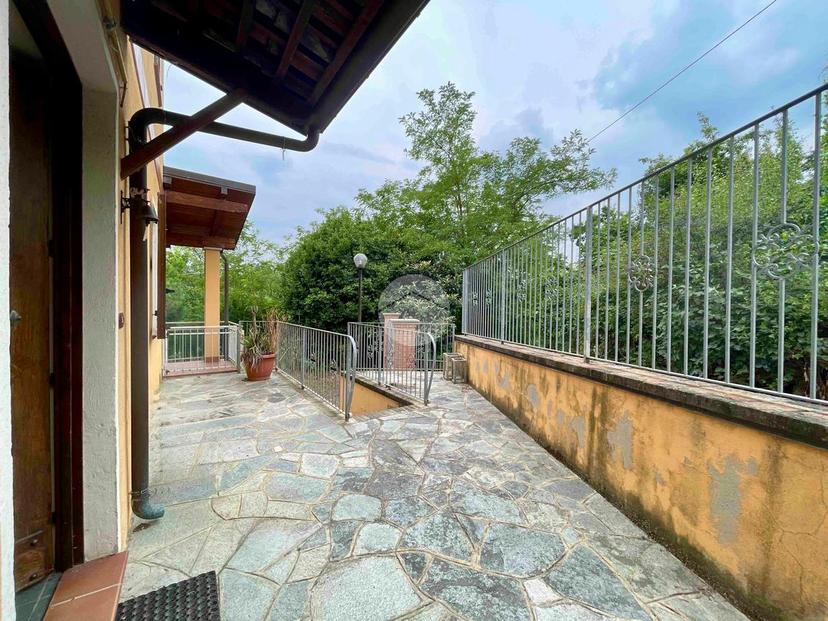 Casa indipendente in Asti Frazione Casabianca 47, Asti — foto 2 di 5