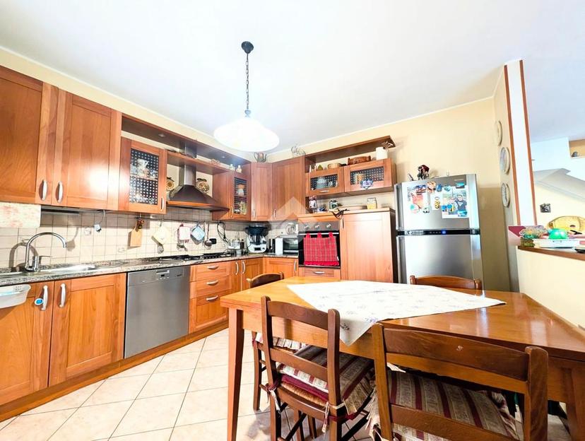 Villa a schiera in Via Chianni 81, Casier