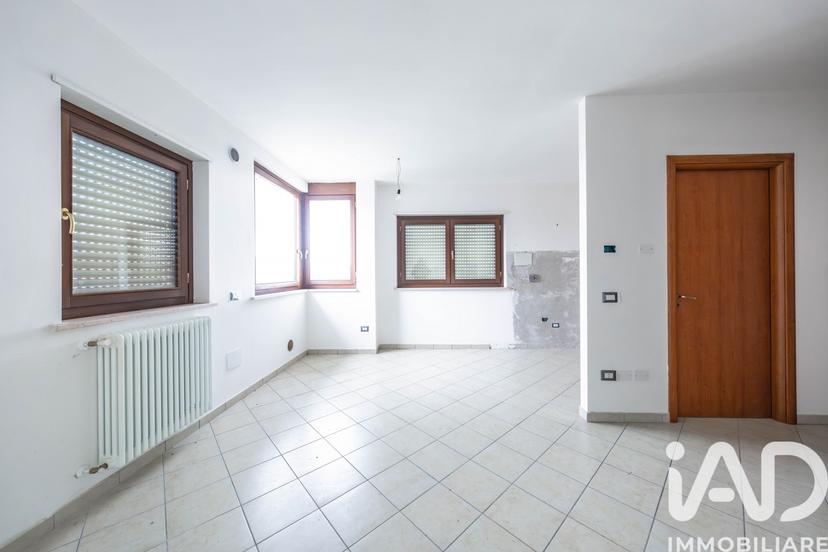 Bilocale in Via Dante Alighieri, Portomaggiore — foto 3 di 5
