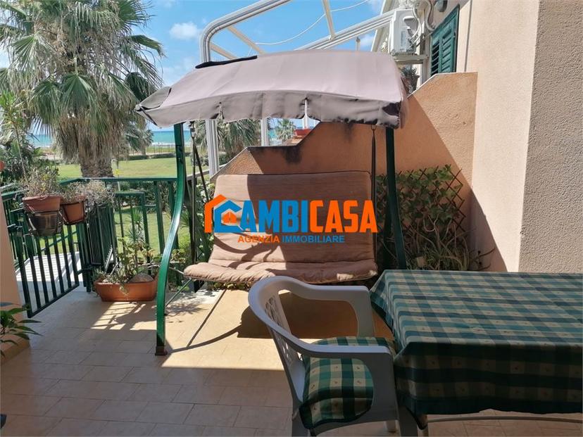 Villa, Campofelice di Roccella — foto 2 di 5