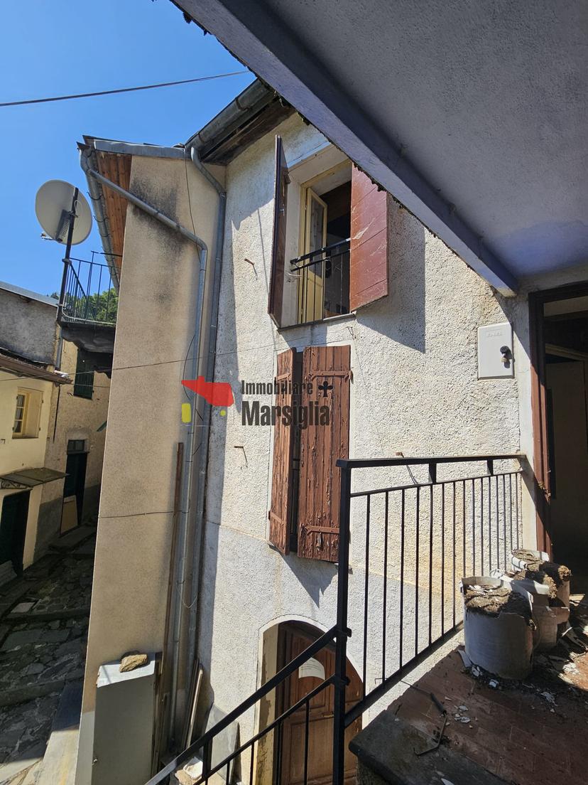 Casa indipendente in Case Carmeli  Snc, Triora — foto 3 di 5