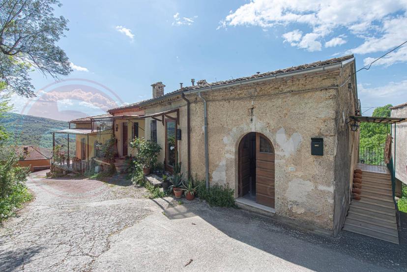 Casa indipendente in Contrada Vagni Snc, Arpino — foto 2 di 5