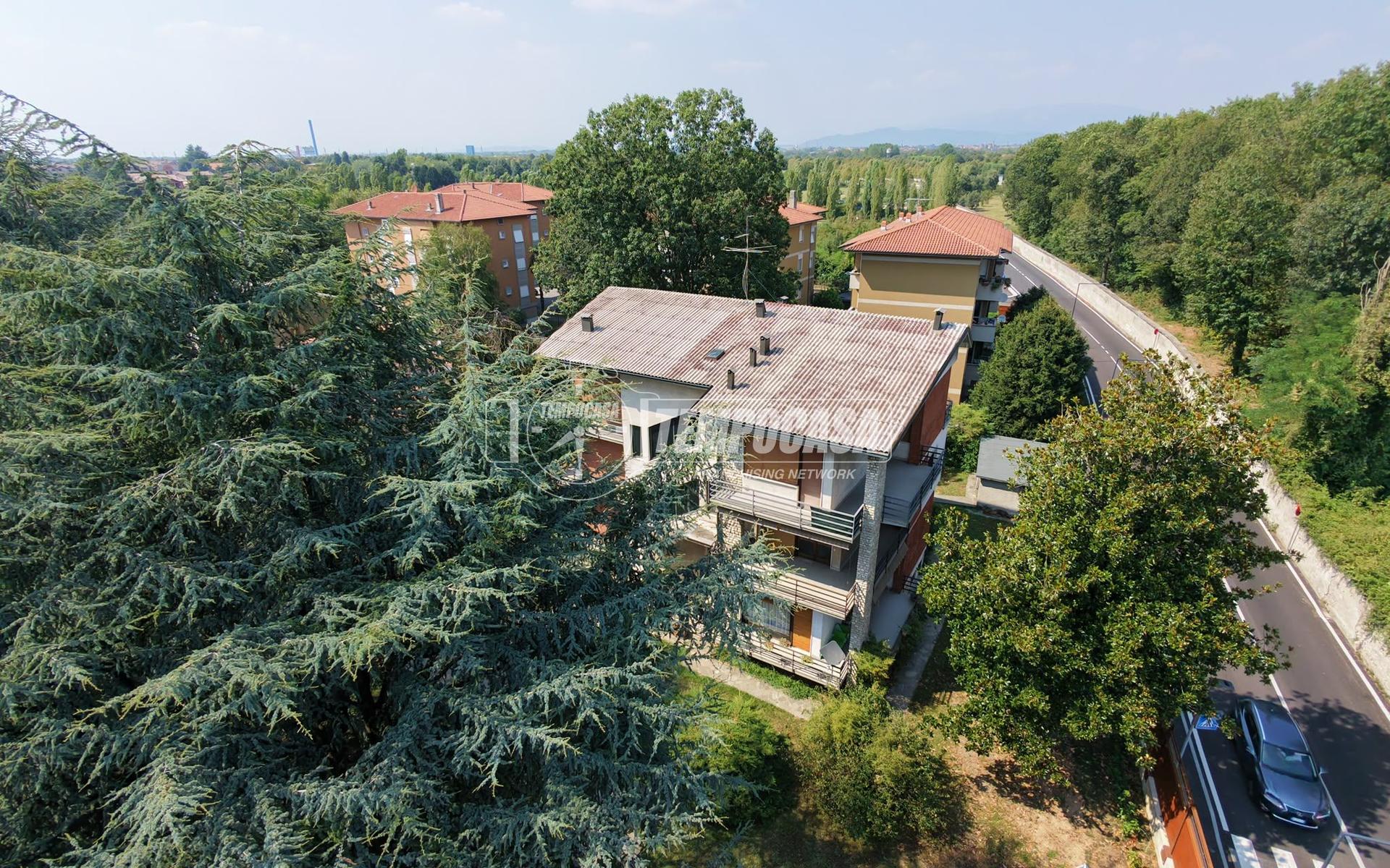 Quadrilocale in Via per Grezzago, Vaprio d'Adda