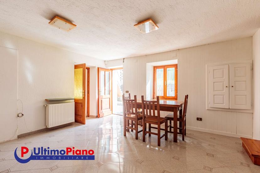 Porzione di casa in Frazione Dialley 27, Aymavilles — foto 3 di 5