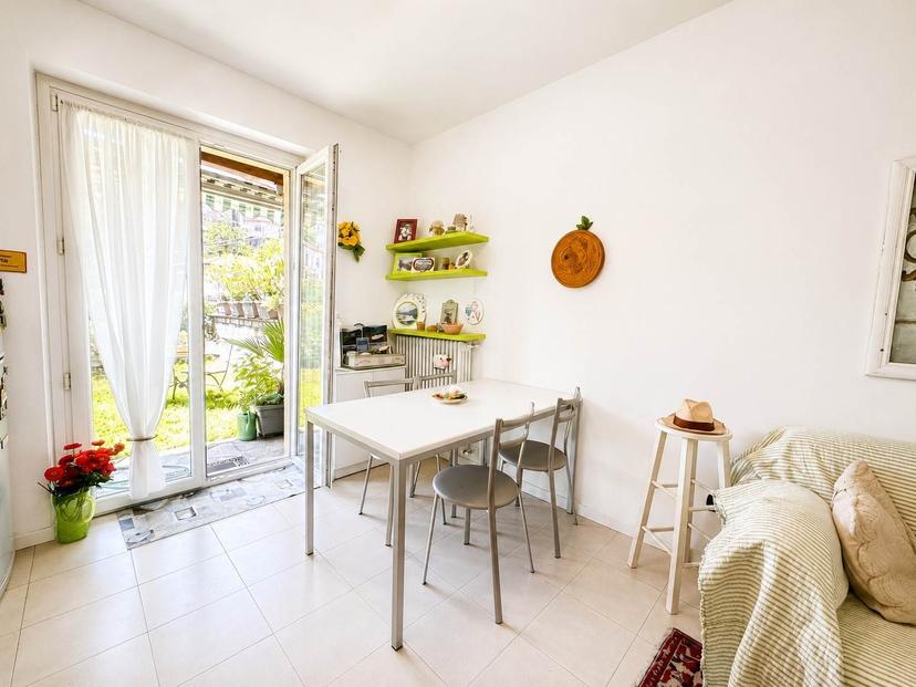 Bilocale in Via Mandriana, Pianello del Lario — foto 4 di 5