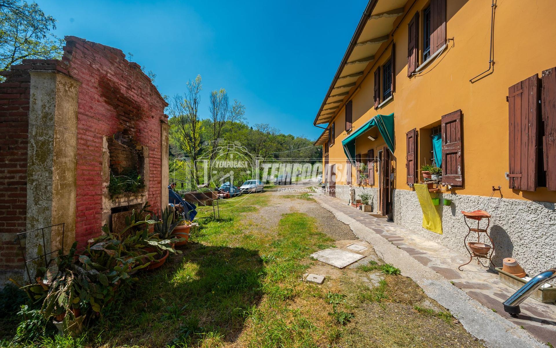 Casa indipendente, Ozzano dell'Emilia