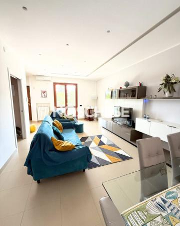 Villa a schiera in Via degli Aranceti 28az, Pontecagnano Faiano — foto 3 di 5