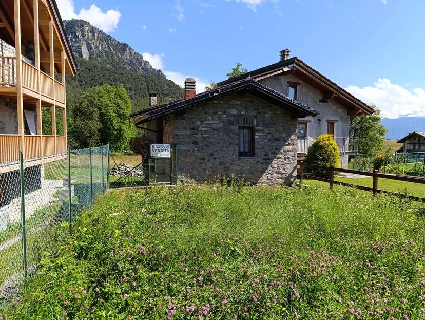 Porzione di casa in Eresaz, Emarèse — foto 2 di 5