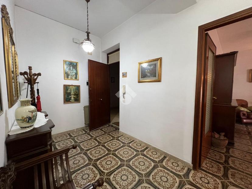 Quadrilocale in Via Locarno 2, Castellammare del Golfo — foto 3 di 5