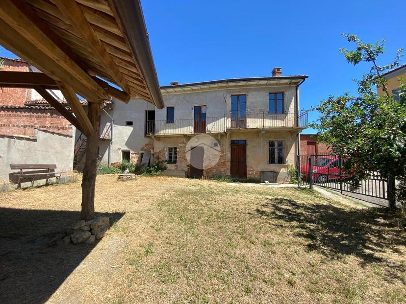 Casa indipendente in Casa Semindipendente Via Vittorio Emanuele II 64, Calliano Monferrato — foto 2 di 5