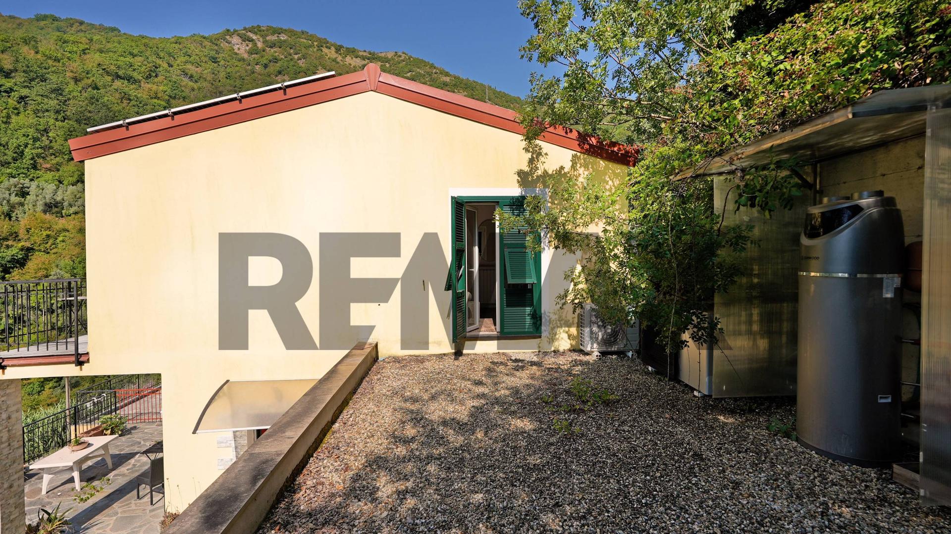 Casa indipendente in Via dei Turchi 7, Avegno