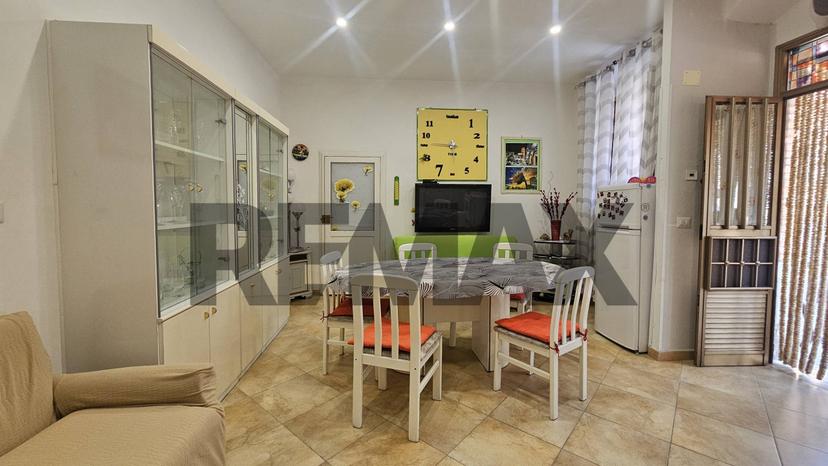 Casa indipendente in Largo Poerio 8, Castelnuovo della Daunia — foto 5 di 5