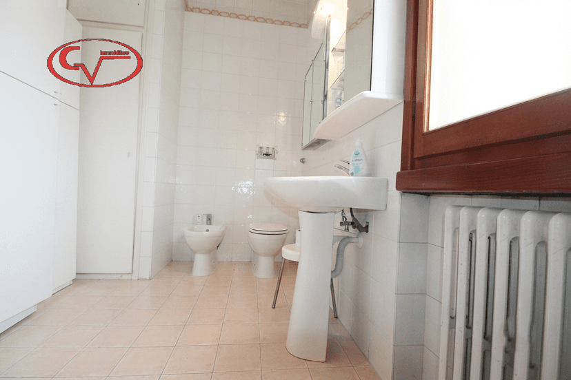 Villa in Via Ammiraglio Ernesto Burzagli, Montevarchi — foto 3 di 5