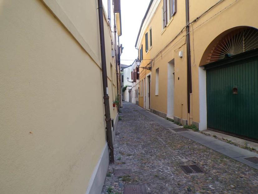 Bilocale in Vicolo del Galletto, Ferrara