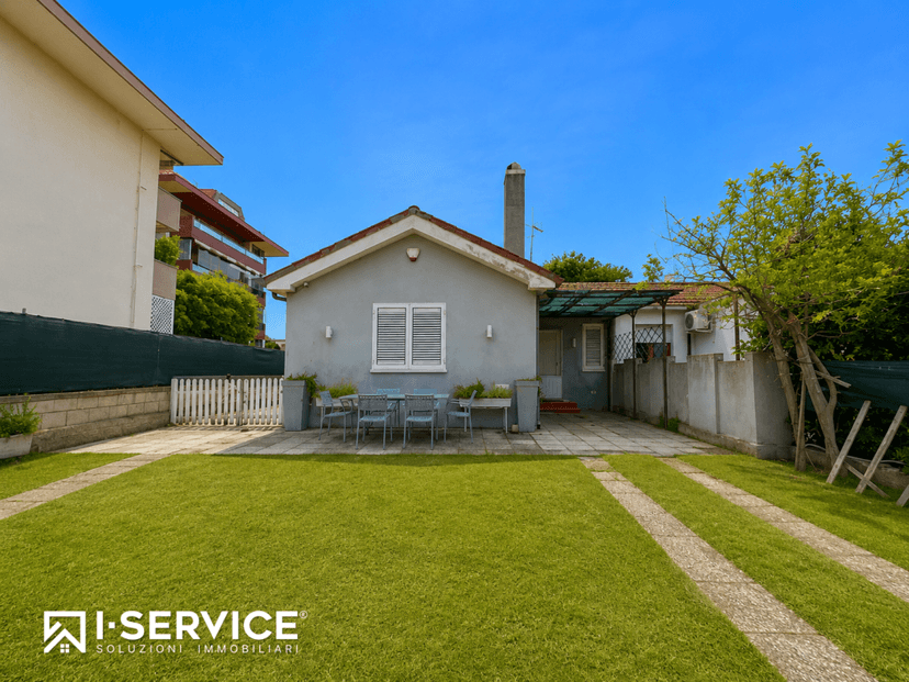 Casa indipendente in Via Niccolò Tommaseo 91, Rimini — foto 3 di 5