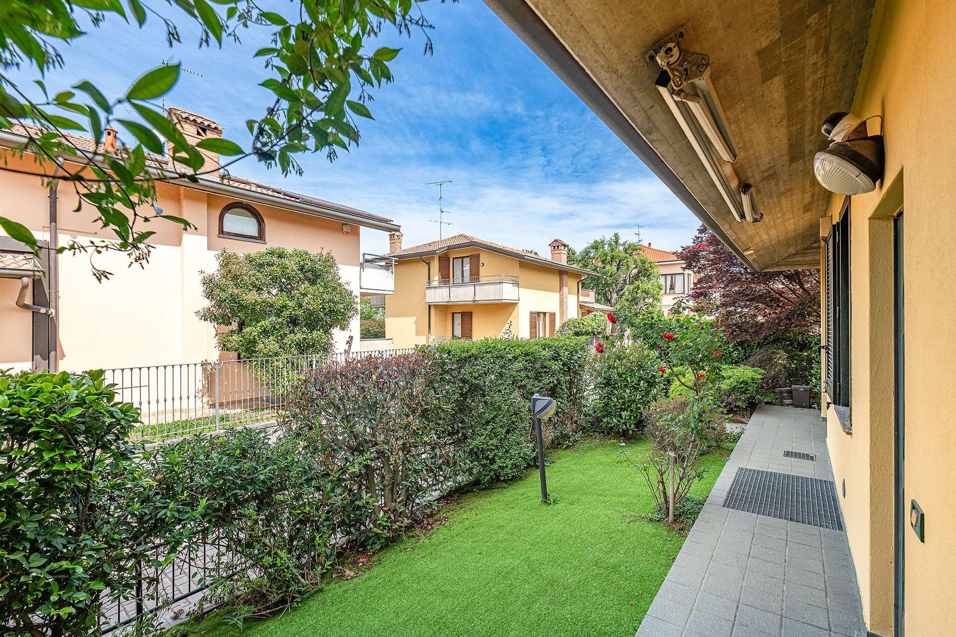 Villa unifamiliare in Via Morgagni 32, Arcore