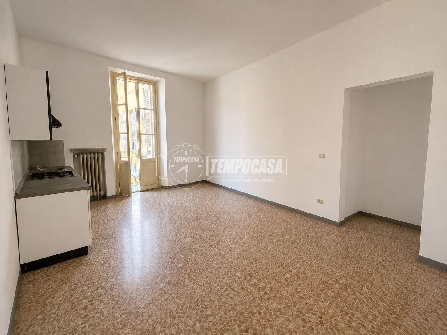 Bilocale in Via Filippo Mellana, Casale Monferrato