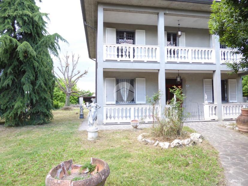 Villa in Via Marconi 17, Pieve Porto Morone — foto 2 di 5