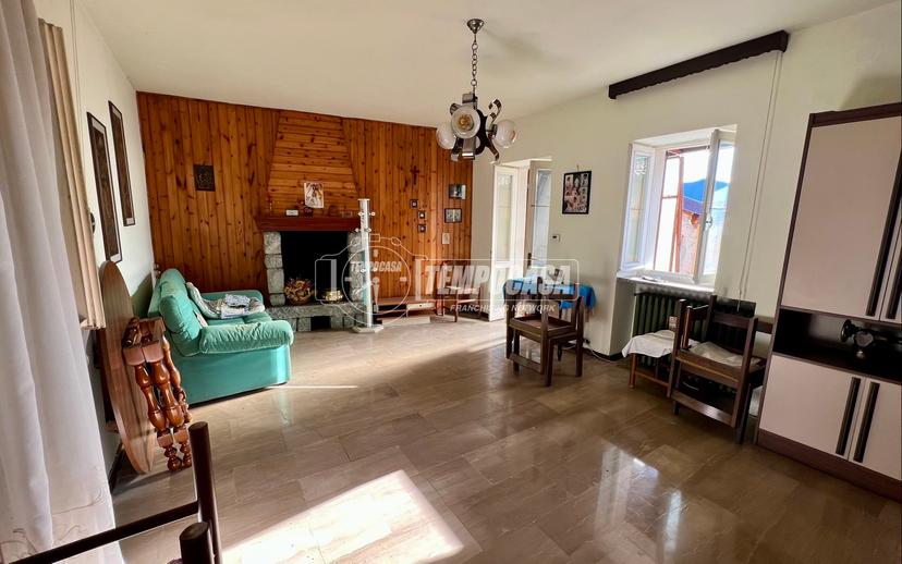 Casa indipendente in Via Carrobbio, Predore — foto 3 di 5