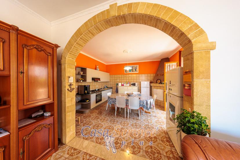 Villa in Via Ischia, Taviano — foto 3 di 5