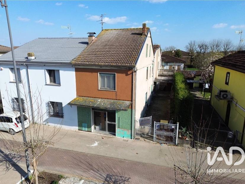Villa in Via Roma 72, San Giovanni del Dosso — foto 3 di 5