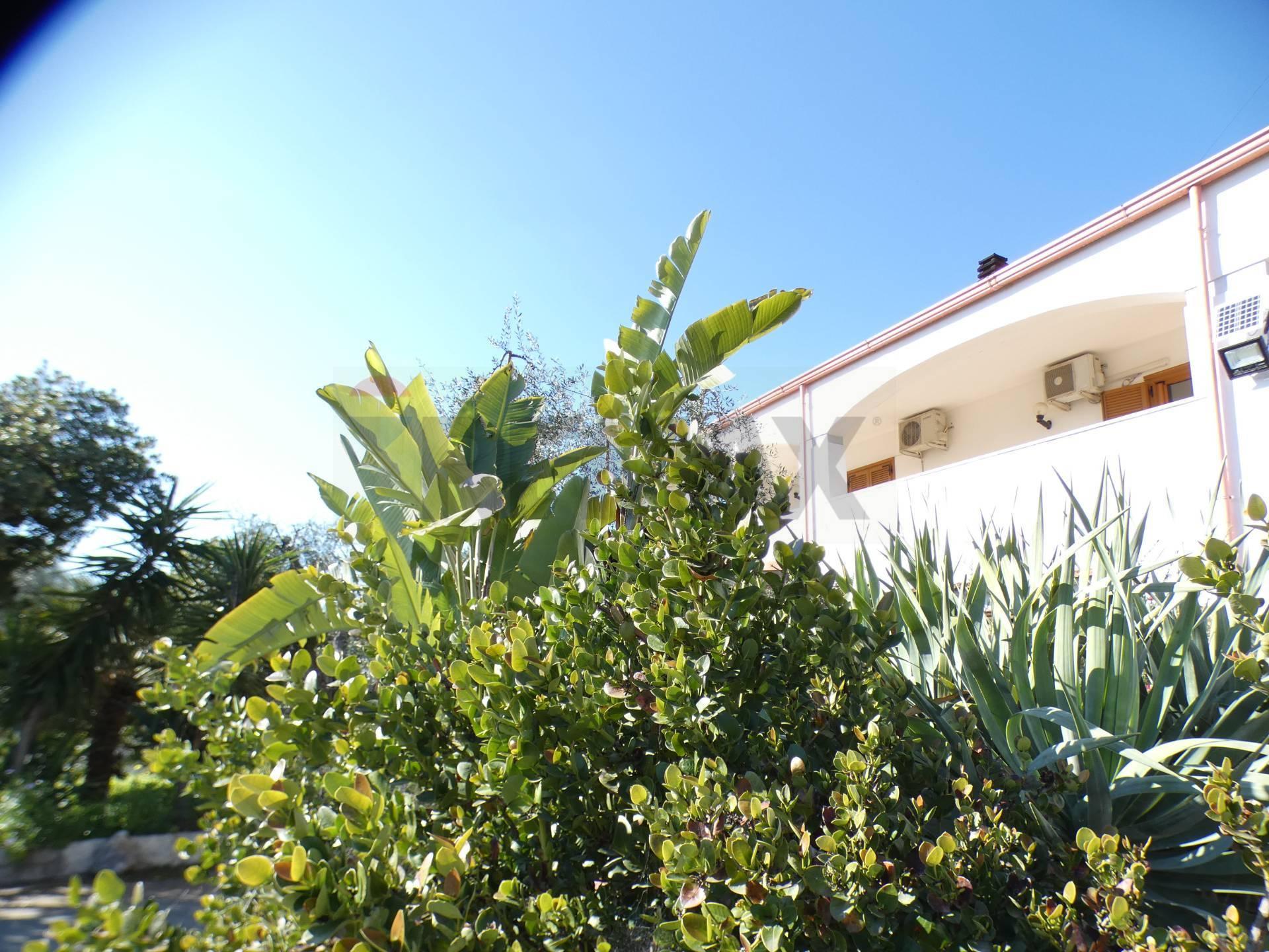 Villa in Località Macchia di Mauro 16, Vieste