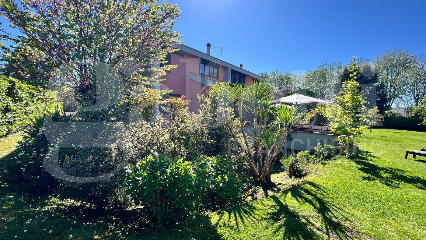 Villa bifamiliare in Via Casalaccio 26, Civita Castellana