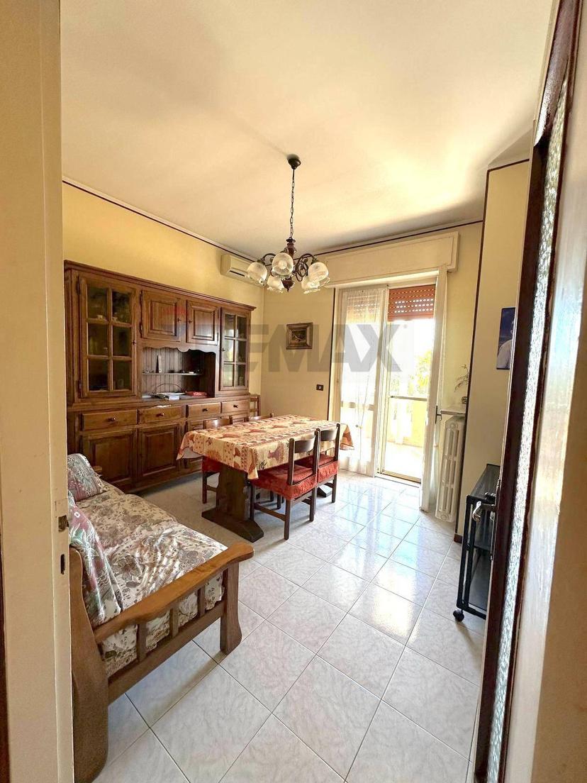 Villa in Via Papa Giovanni XXIII 30, Cerano — foto 4 di 5