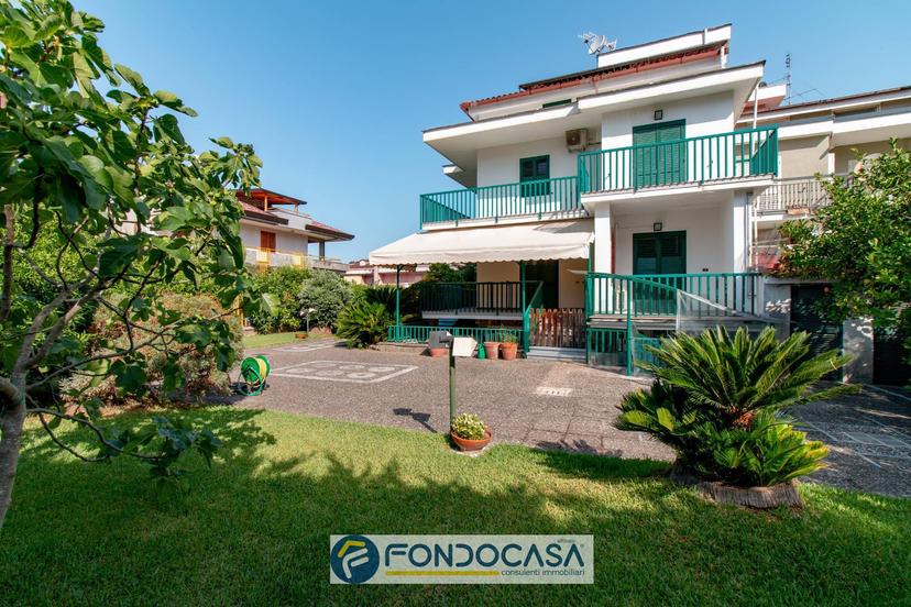 Villa in Via Padova 28a, Battipaglia — foto 3 di 5