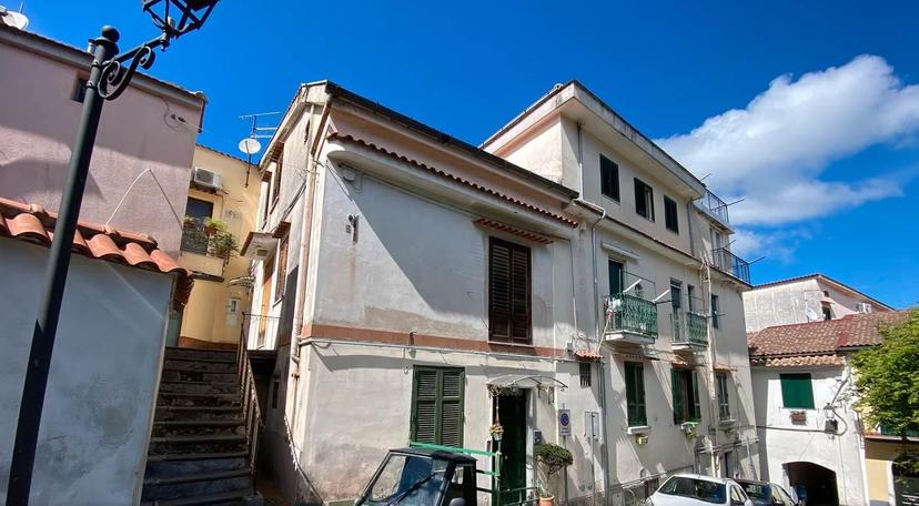 Bilocale in Via Vincenzo Torrente, Cava de' Tirreni — foto 2 di 5