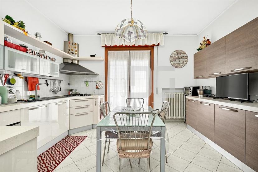 Porzione di casa in Via Podgora, Cesano Maderno — foto 3 di 5