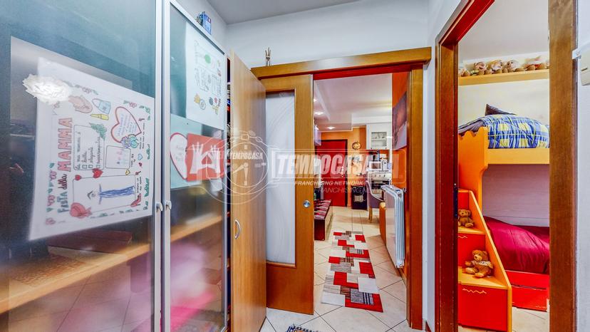 Trilocale in Via Martiri delle Foibe 5, Castelfranco Emilia — foto 3 di 5