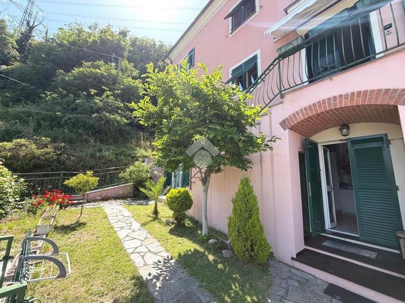Villa in Via Francesco Profumo 22, Serra Riccò — foto 4 di 5