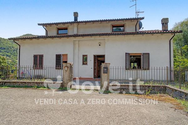 Terratetto unifamiliare in Via Luigi Einaudi 1b, Talla — foto 4 di 5
