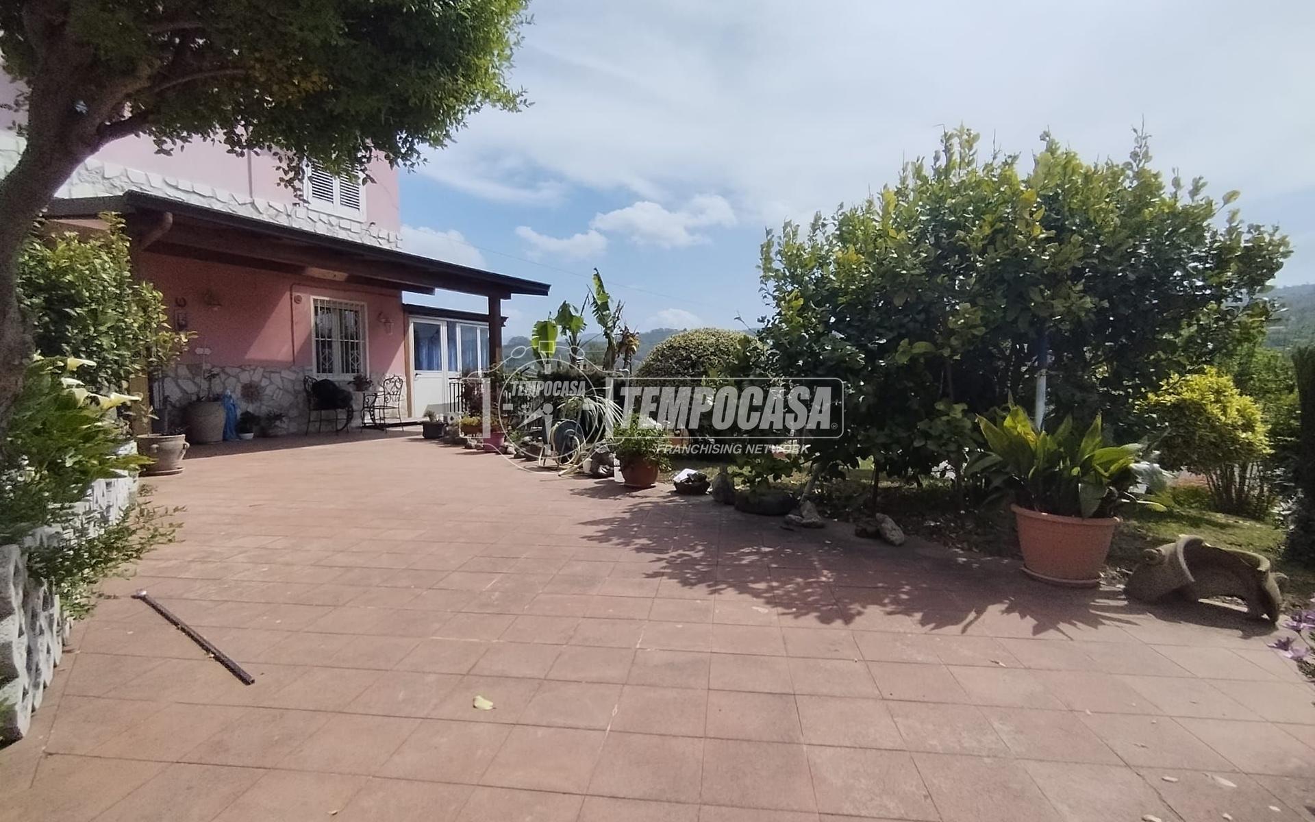 Villa in Via Schiti 20, Contrada