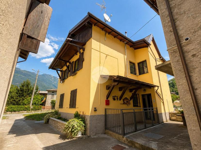 Villa in Via Carolo 41, Ponte in Valtellina — foto 3 di 5