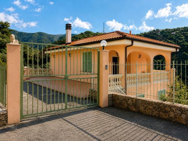 Villa in Strada Madonna del Carmine, Vallebona