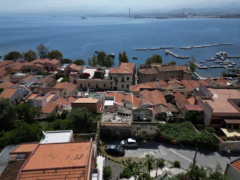 Rustico in Via Roccazze Snc, Milazzo — foto 2 di 5