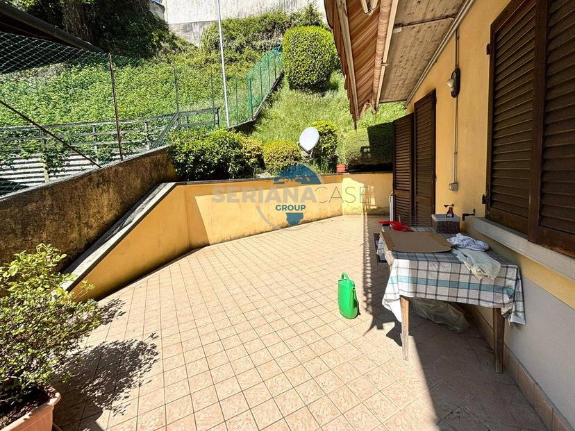 Trilocale in Via Brennero, Leffe — foto 3 di 5