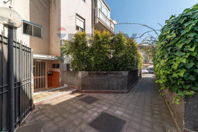 Quadrilocale in Via San Domenico Savio 25, Gravina di Catania
