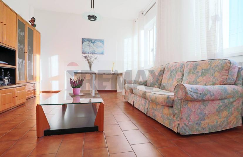 Villa in Via Solaro 2, Brembate di Sopra — foto 2 di 5