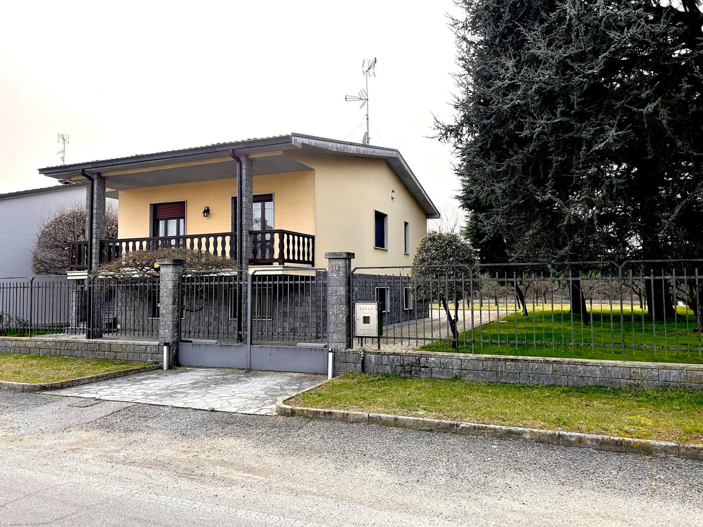 Villa in Borgo San Siro  23, Garlasco