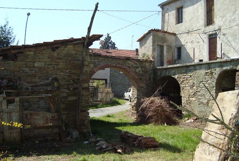 Rustico in Dopo Chiesetta in Fondo, Denice — foto 4 di 5